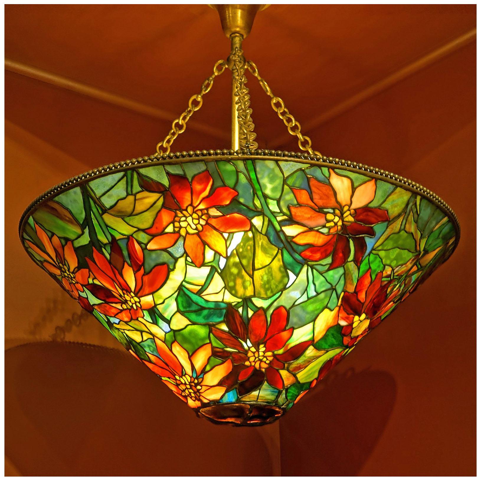 Louis Tiffany. Lampshade. 1914. Currier Museum of Art Manchester