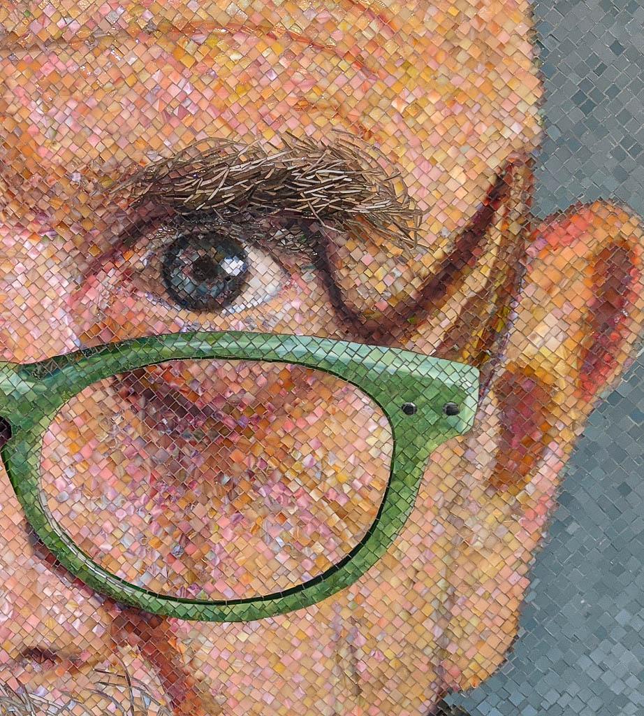 Chuck Close. Self-Portrait (Jade Glasses). 2019. Фрагмент