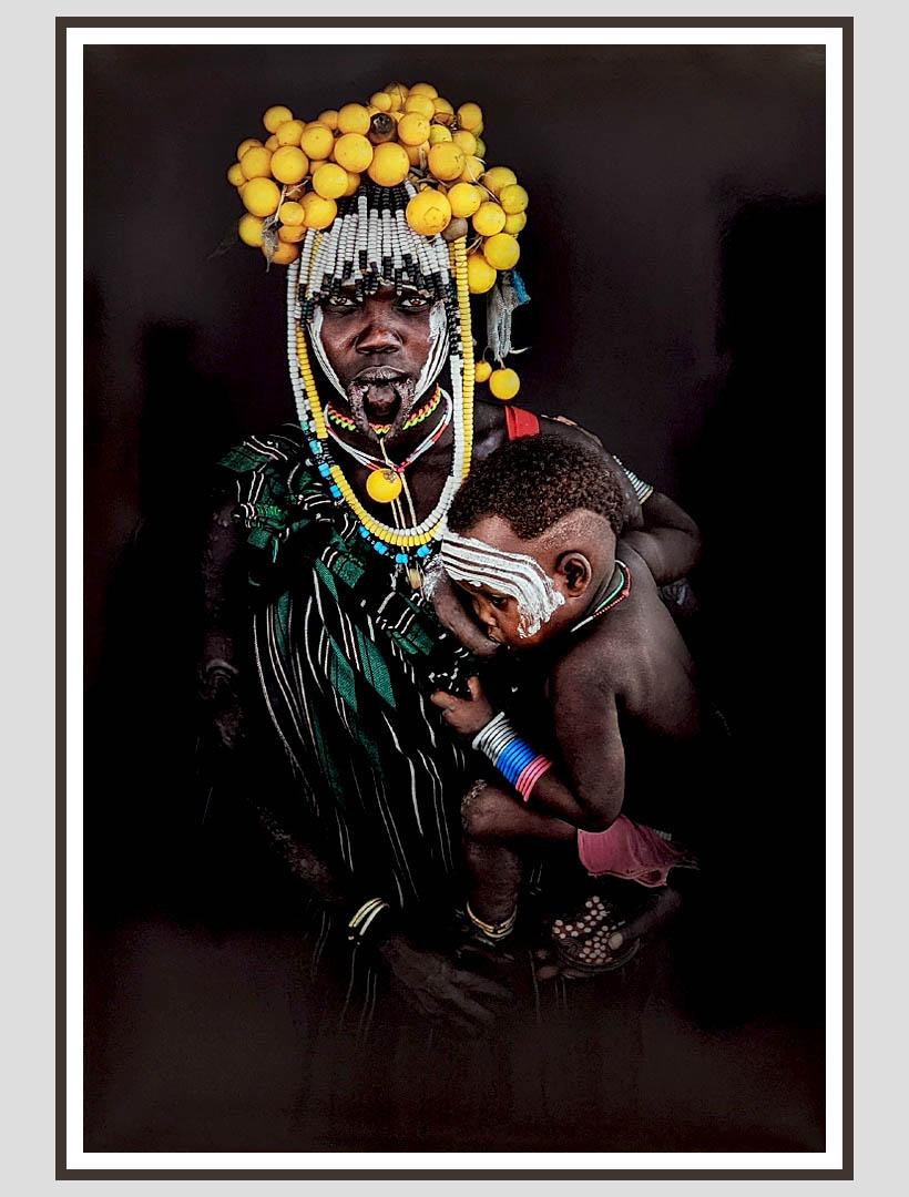 Ольга Мичи. Портрет женщины с ребенком. Народ мурси. Эфиопия. 2018