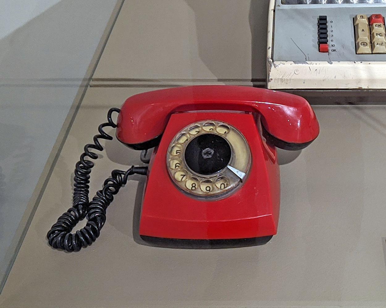 Телефон «Спектр ТА-1162». Пермский завод «Телта». 1980-е