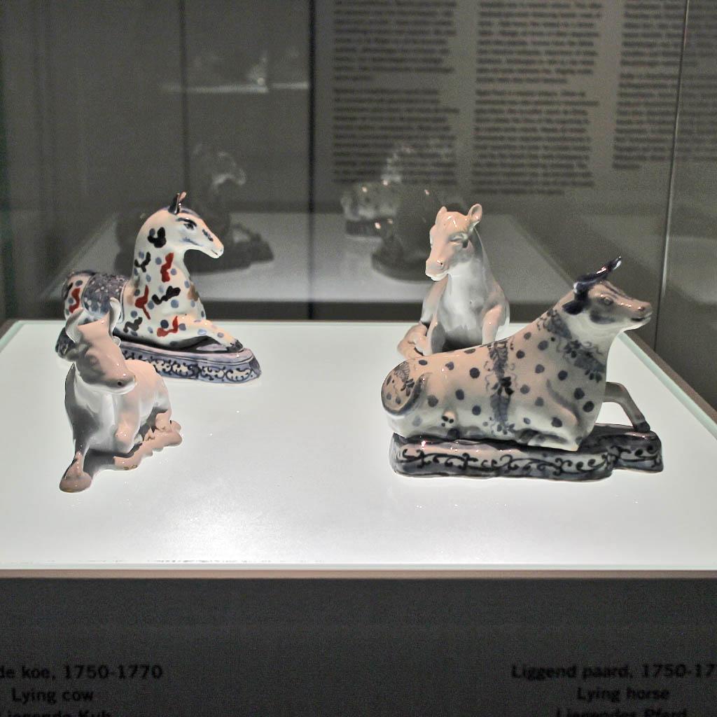 Cow figures. Delft porcelain. 1750-1770